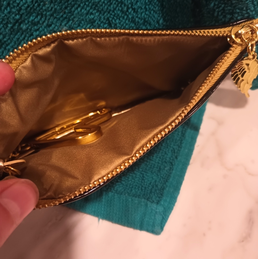 Victoria's Secret Clutch - Picture 5 of 5